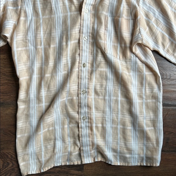 Men's VanHeusen Cream & White Striped Button Down Shirt - Picture 4 of 5